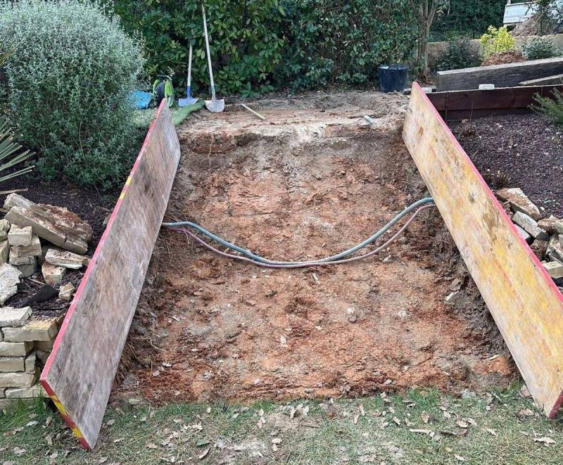 Rénovation complète d'un escalier extérieur en travertin à Aix en Provence