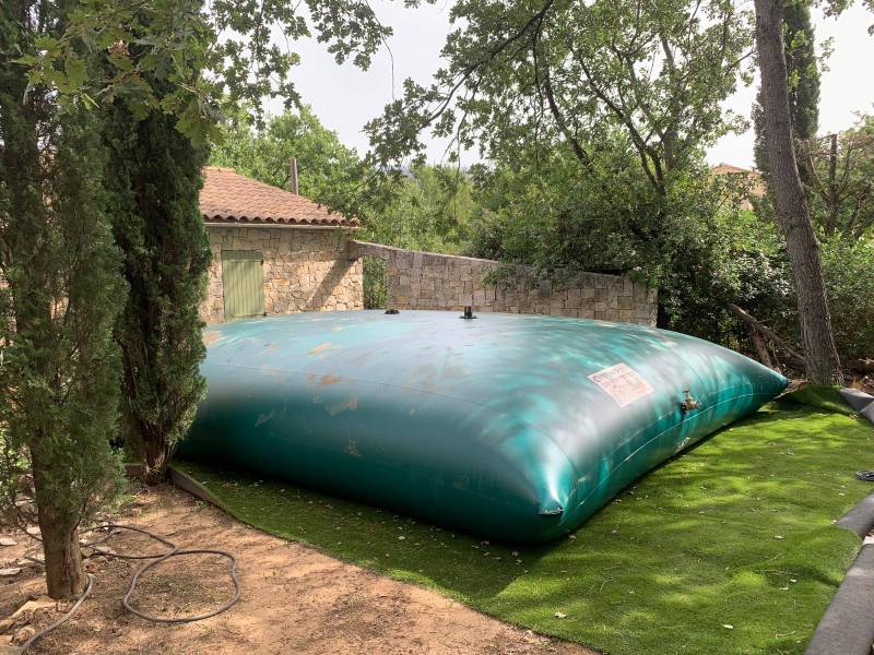 Rénovation complète d'une piscine à Châteauneuf-le-Rouge