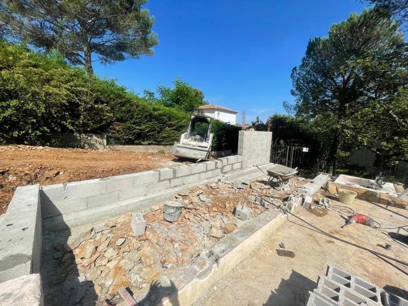 Rénovation complète d'une piscine à Châteauneuf-le-Rouge