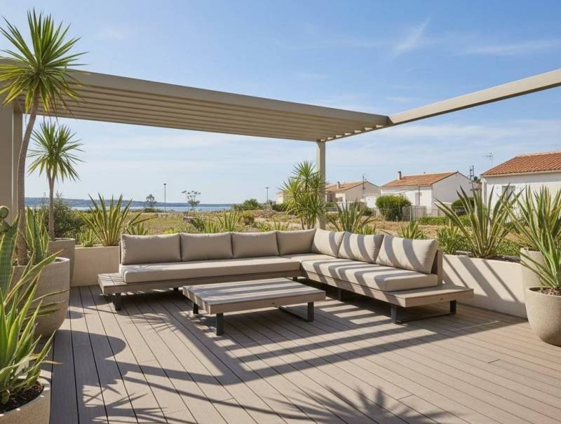 Création d’un coin détente avec lames composite et mobilier extérieur intégré à Martigues 13500, Bouches-du-Rhône